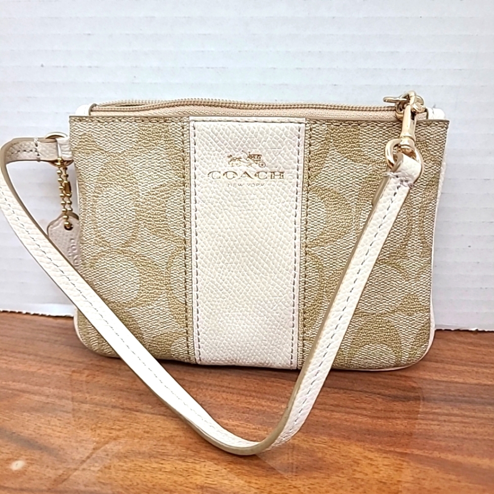 Coach Corner Zip Wristlet In Signature Canvas Pebble Leather C1523 F52860